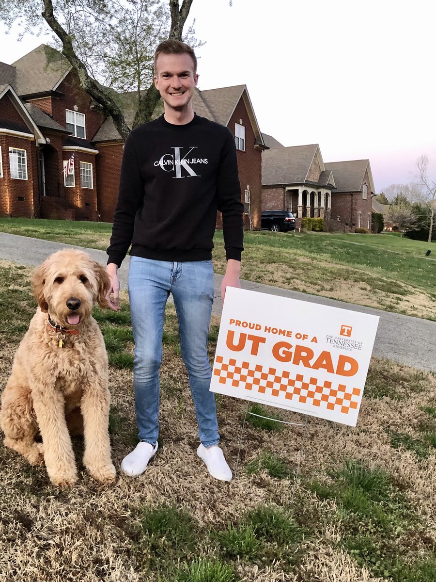 _kelly_renee's tweet photo. Bursting with Pride! @UTKnoxville @BlakeMc33223639 https://t.co/oIArNaj5Ix