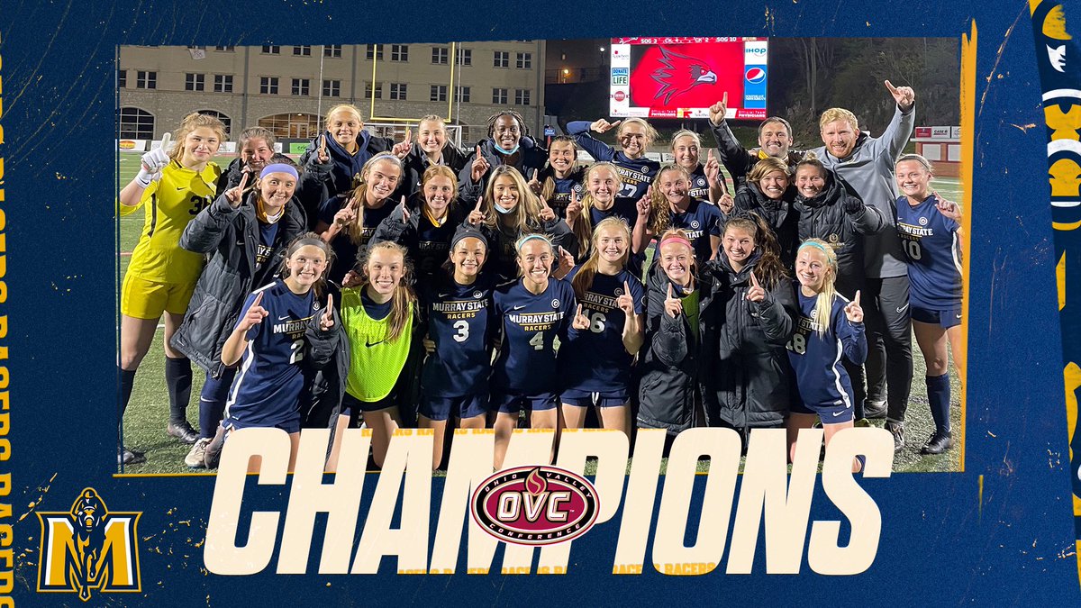 Bringing the trophy back to Murray 🏆 

#WeAreRacers🏇⚽️