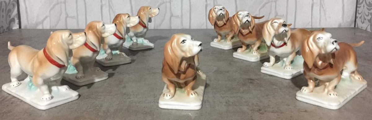 portelanarpo's tweet photo. • 🎭 • De Vânzare Figurină Statuetă Bibelou Porțelan Arpo Patrocle , Lizuca Dog , Teckel Cățel Dachshund , Câinele Șoricar , FolkArt Vintage Kitsch • *** Se Vinde Statuetă Figurină de Porțelan fin model Socialist Folclorul Balcanic renumit ca " Patrocle , Teckel " *** • https://t.co/vOdVy8fCXi