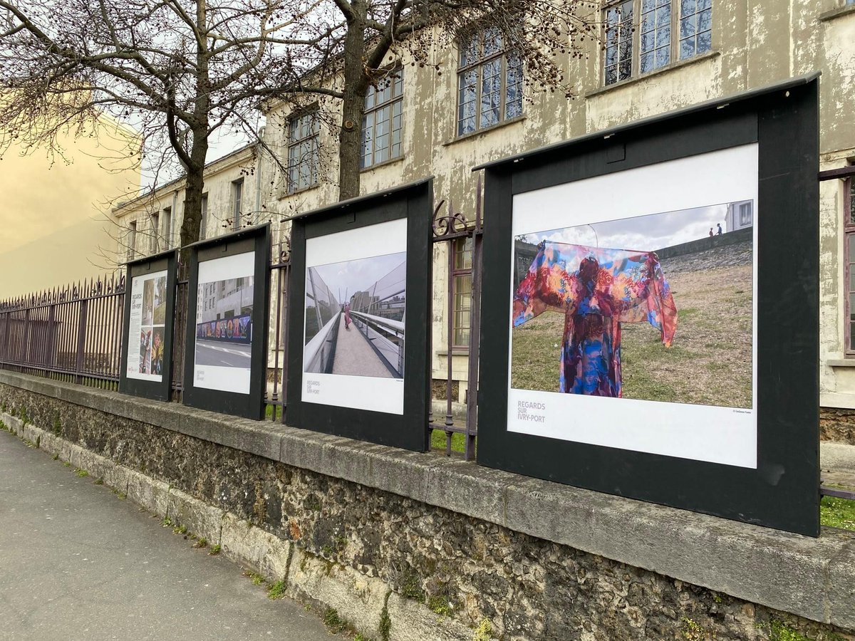 ✅ Expo à voir - « Regards sur Ivry » | Travail mené par ©️<a href="/HortenseSoichet/">Hortense Soichet</a> avec les femmes de la Maison municipale de quartier Ivry-Port
📍 Extérieur, face au 48 rue Jean-Jacques Rousseau à Ivry-Sur-Seine 👋 <a href="/mairieivry/">Ville d'Ivry</a>