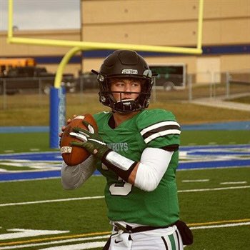 Starting a new featured series for <a href="/PrepRedzoneMN/">Prep Redzone Minnesota</a> focusing on uncommitted ‘21s! Check out my MN Unsigned Senior Prospects Series: Quarterbacks

<a href="/PrepRedzone/">Prep Redzone 🏈</a> <a href="/NSICRecruiting/">Northern Sun Intercollegiate Conference Recruiting</a> <a href="/MiacFtbl/">MIAC Football Recruiting</a> <a href="/FootballWiac/">WIAC Football Recruiting</a> <a href="/Rymiles1/">Rymiles</a> <a href="/Jones72302lsj/">Landon Jones</a> <a href="/matthewpaul_25/">Matthew Paul</a> <a href="/KorfMchale/">McHale Korf</a> 

prepredzone.com/2021/04/minnes…