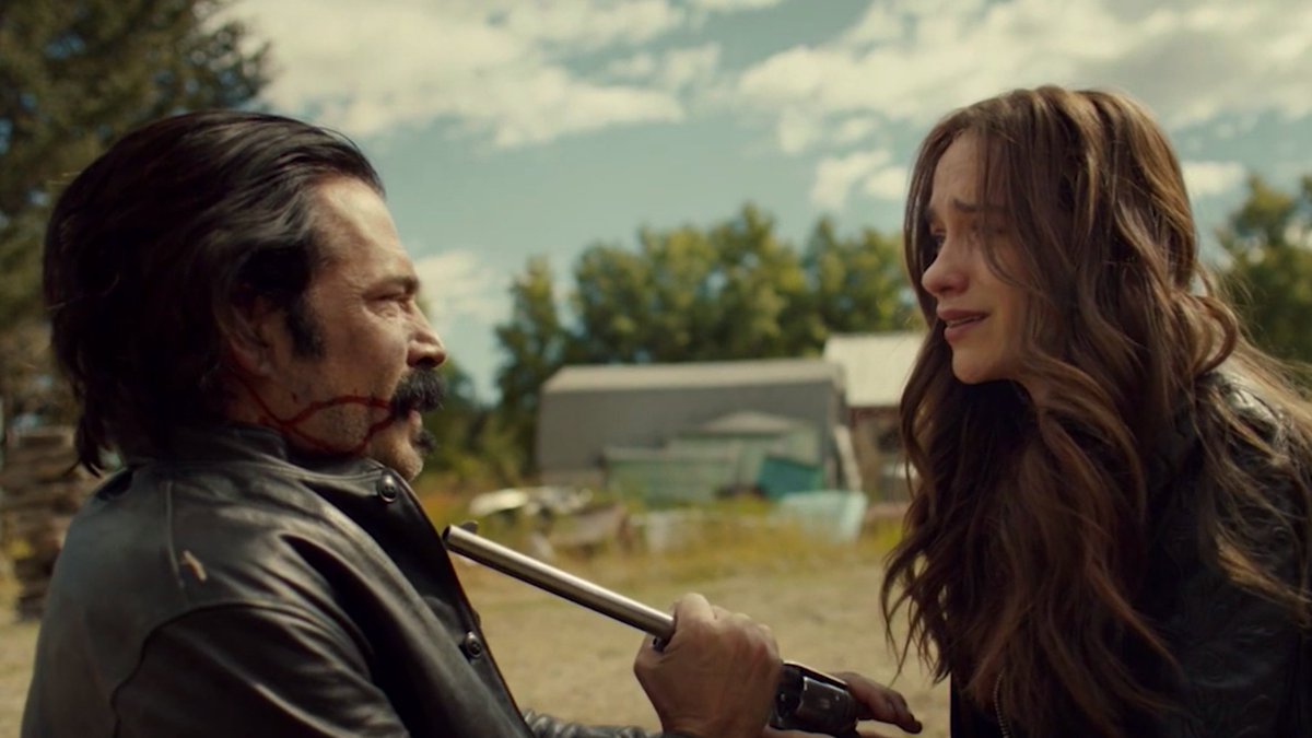 There have been a lot of acting moments on #WynonnaEarp that have left me speechless, but this scene between Wynonna and Doc might be one of the very best. Damn, Melanie and Tim are just unreal
