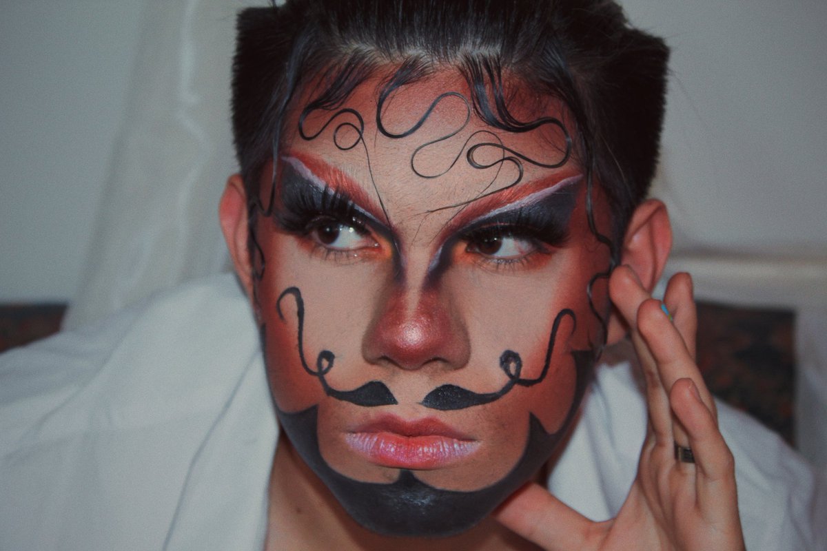 KingGabu2's tweet photo. La verdad si quedΓ© bien orgulloso con el resultado π₯Ίπ₯Ί
#drag #hyperking #dragmakeup #makeupartist https://t.co/fsEWaDO4PG