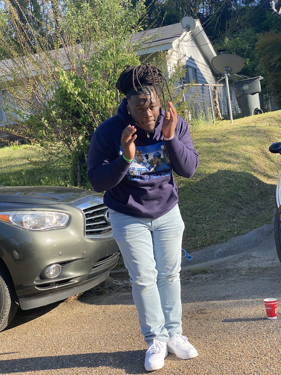 BigFamilyxx's tweet photo. My People proud Of me I’m as real as it gets 💙🥶🥶🥶 .. Big Family https://t.co/bz6KSXyA24