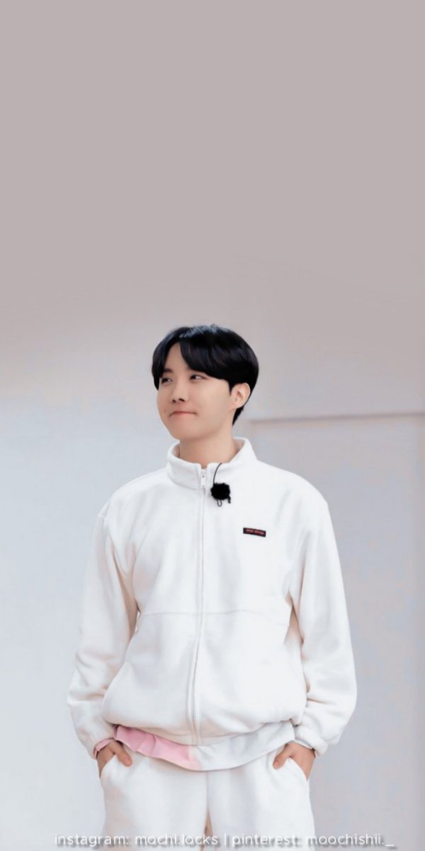 MIMIROLLZ's tweet photo. 'Run BTS ep. 132 - 135' lockscreens (extended ver.) 🌼 | #runbts #btsworkshop #btslockscreens
#btswallpapers https://t.co/xbtKIuoQaf
