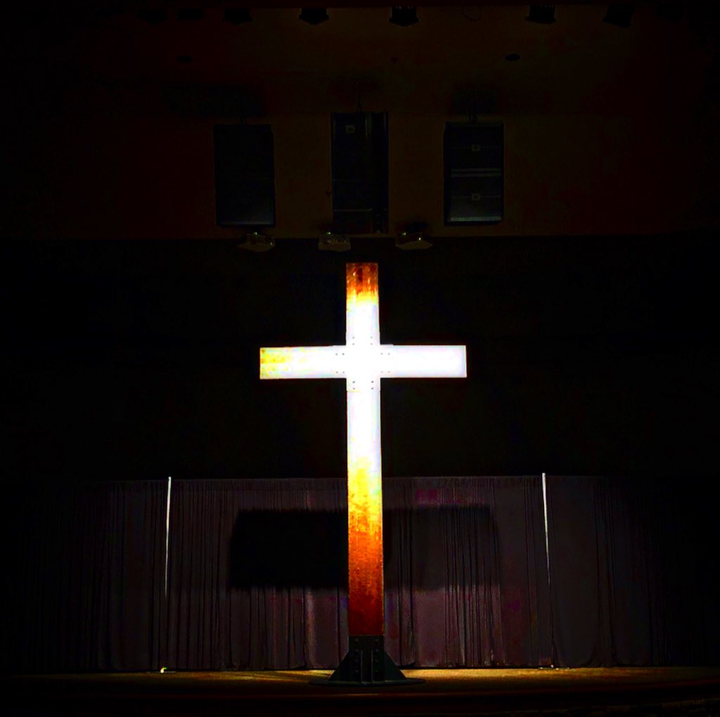 Jason_Lovell88's tweet photo. I had the privilege and honor to accompany some serious soloists tonight with my guitar for a Tenebrae service. A powerfully somber time of worship and a needed reminder to pause in our celebration of the resurrection and remember the sacrifice. #darkness #itisfinished #HeisLife https://t.co/hjXcK213dl