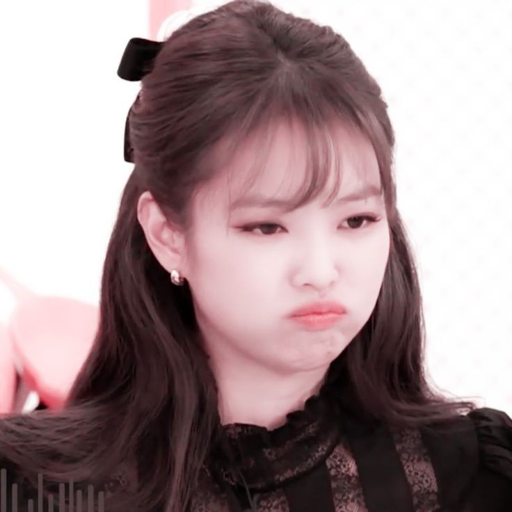 gheazoraa tweet media