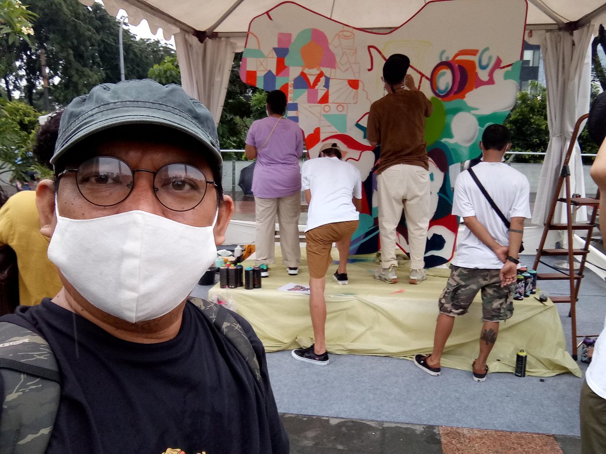 @katadochi iyeee, and gue disitu juga #muraljakarta