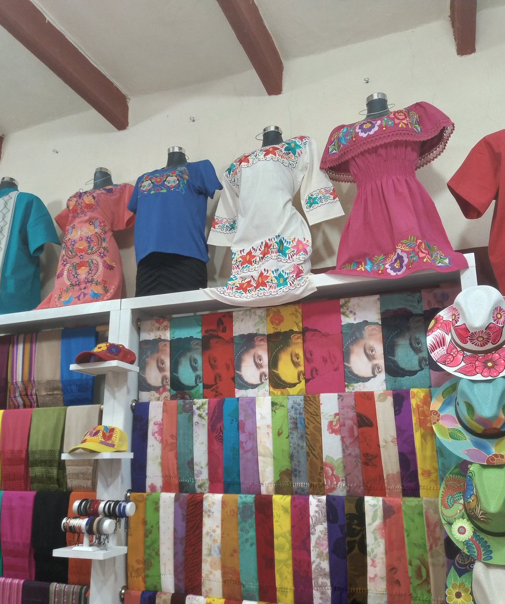 fausto_facundo's tweet image. Viajo poco,  pero cada que viajo te recuerdo...
Seguramente te verías hermosa!