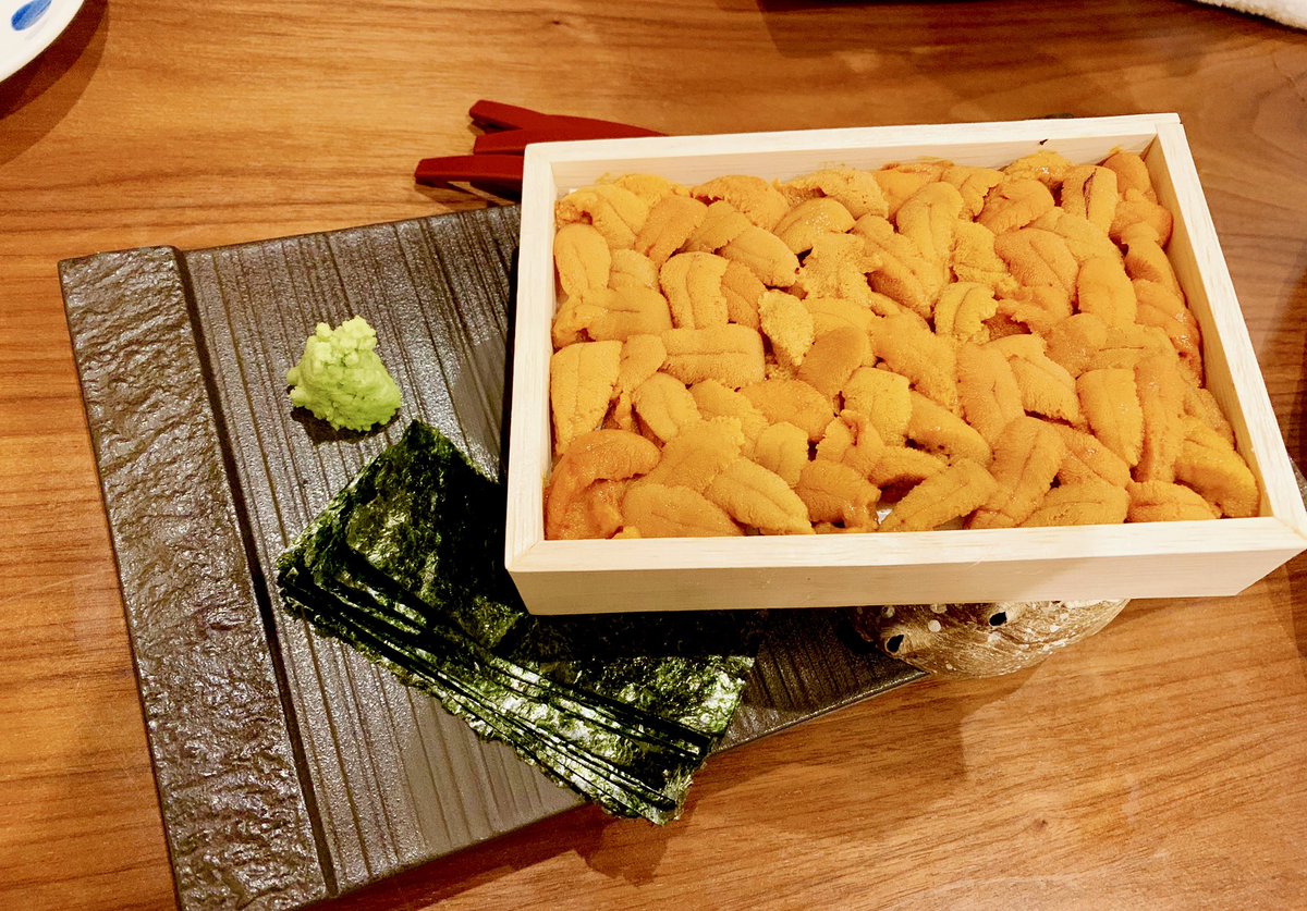 shi_zu_ka0205's tweet image. 최근 먹은 맛있는요리😋🍴💕💖
맛있었어요 🥰❤️❤️
#성게 #닭고기🐓 #모츠나베🍲 
#생선회🐟