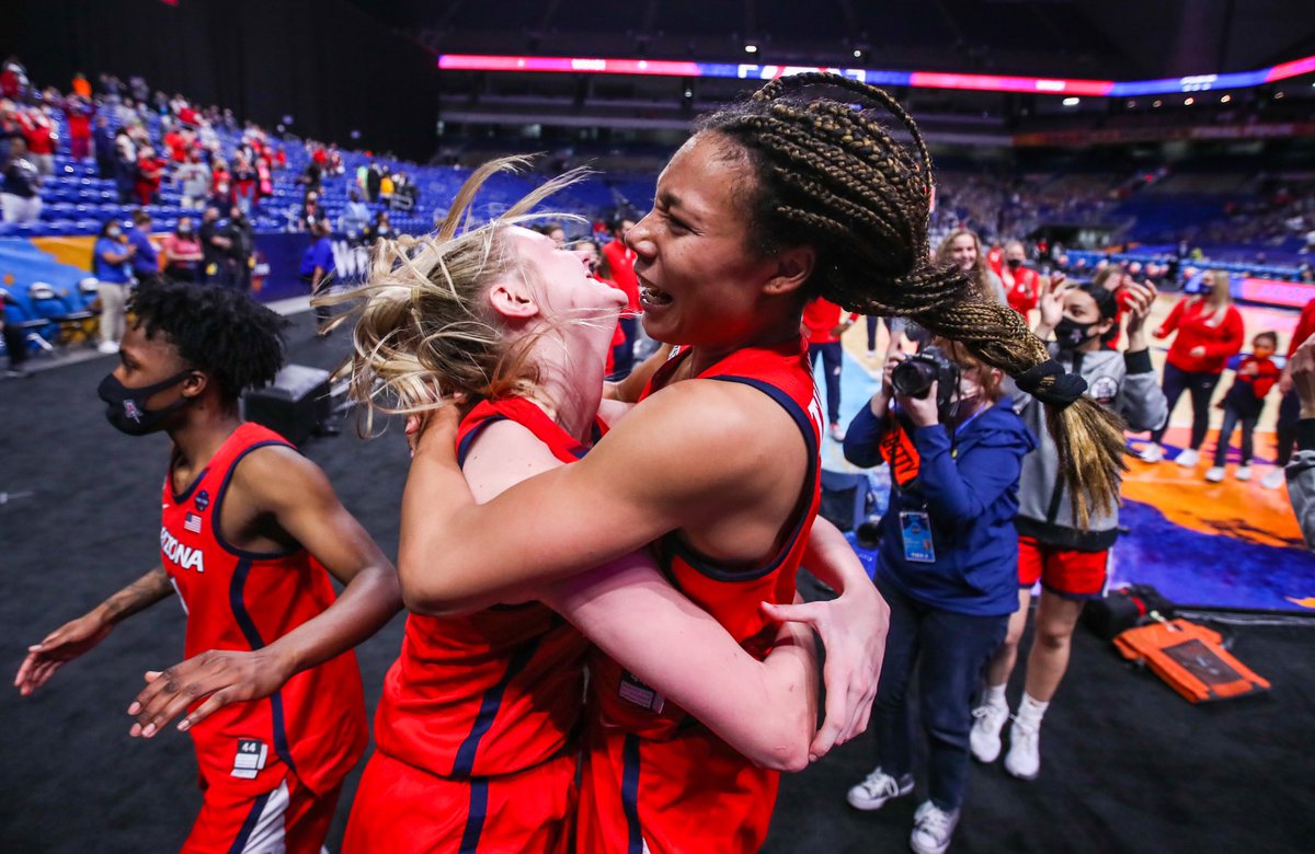 BearDownPhotogs's tweet image. We’re going to the NATIONAL CHAMPIONSHIP!! #BearDown #WFinalFour @ArizonaWBB