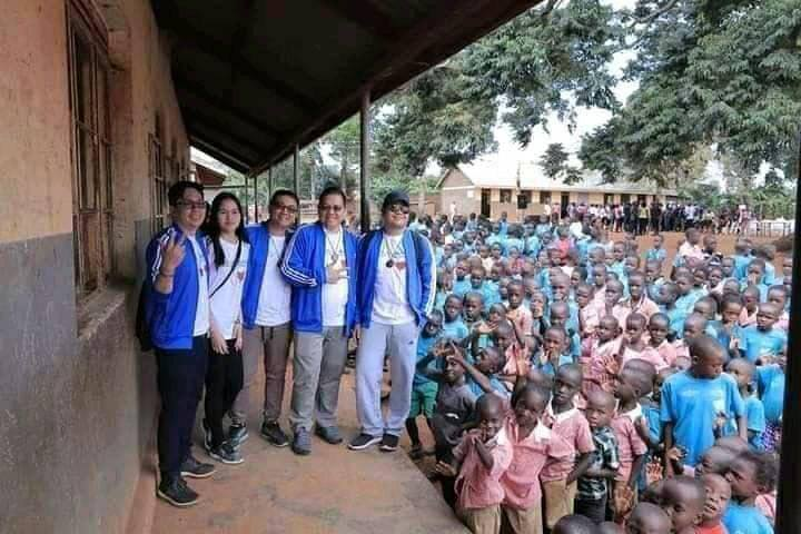 RiriCoach's tweet photo. AIMGlobal 2018 ALIVE FOUNDATION reviews @ St. Paul Bulega Kampala Uganda🤩 The heart of the company and the reason why it exists until 15 years and counting👏😇
#AliveFoundation
#AIMGlobalPOWER
#ECLifeChangingOpportunity https://t.co/mvhsfgx7t3
