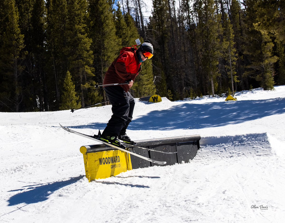 RADHuskySki's tweet image. Had a fun spring day in the park at Copper!  

#Parkrat #freeskiing #Copper