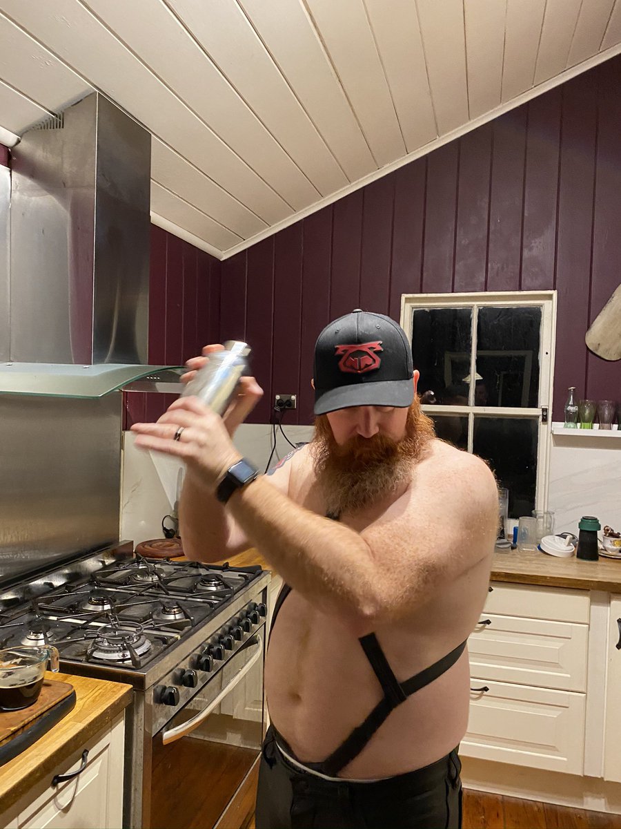 2bearstudiosgay's tweet photo. Making Cocktails. #brisbanegay #leather #gayleather #gayleathermen #ginger #bear #gaybear #beard #boots #LGBT #daddy https://t.co/0Dtmx0fSd6
