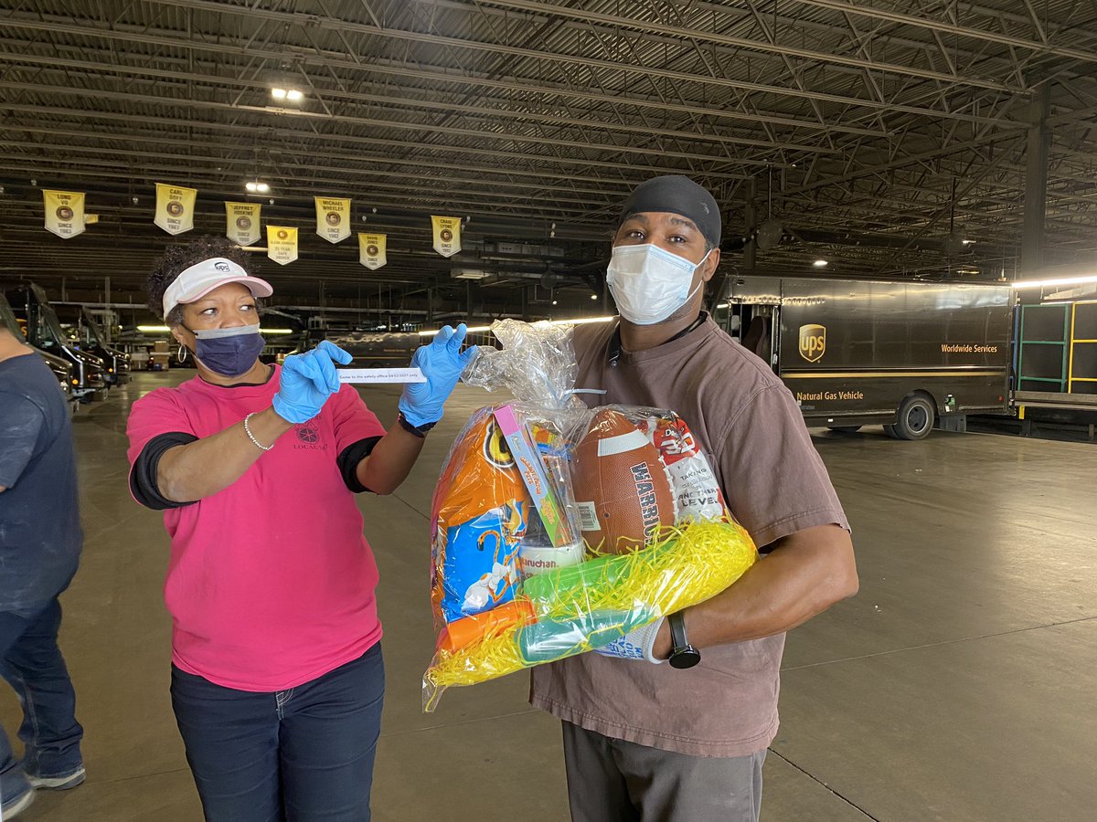 Dallas Twilight had a Good Friday as we had fun with our Easter Raffle. Thanks to our Safety team and all they do!! <a href="/CarolDalN/">Carol Carter</a> <a href="/lathearon/">Thero Reed</a> <a href="/RedRiverWomen/">RedRiverWomen</a>