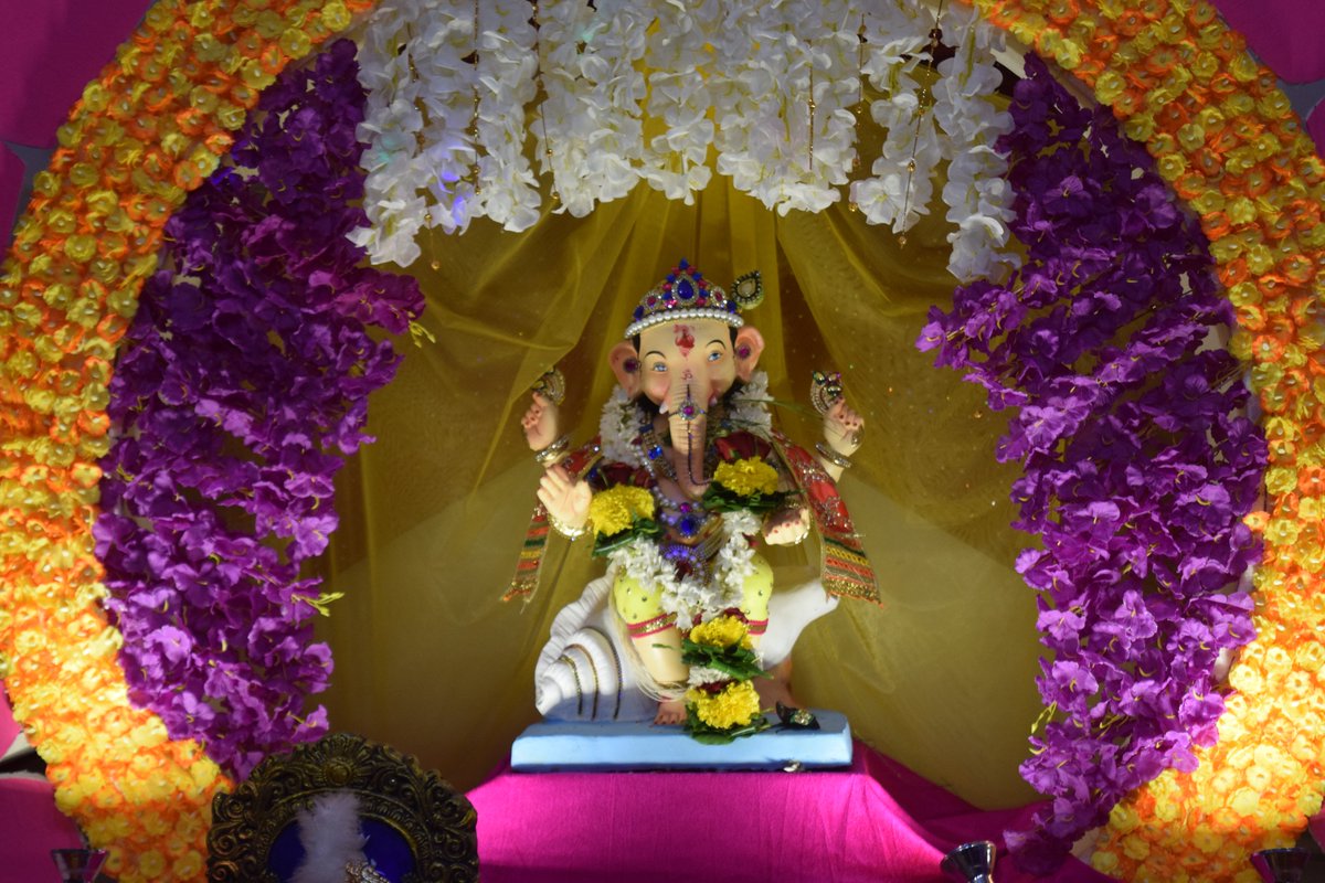 360Ganesh's tweet photo. Maha shakti yuvak mandal 2019
Adajan , Rander road, Surat

Watch more ganpati bappa at https://t.co/ATZjmIdnXF

#Mahashaktiyuvakmandal #surat #adajan #suratganesh #ganeshchaturthi #ganpatidecoration #suratganeshutsav #ganpatiutsav https://t.co/46hZDbCGtJ
