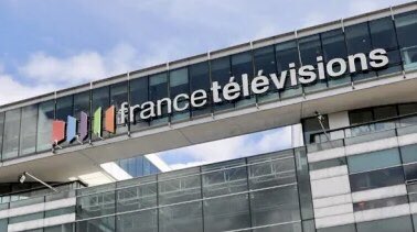 Bravo à <a href="/JonasJuliette/">Juliette Jonas</a> du <a href="/CUEJ_info/">Cuej</a>, <a href="/kilianlebouquin/">Kilian Le Bouquin</a> de l’école de Lannion et <a href="/LPavant/">Lillie de Pavant</a> de l’<a href="/ejcam_amu/">EJCAM</a> finalistes de la bourse Jean D’Arcy JRI de <a href="/Francetele/">France Télévisions</a> . RDV en mai pour la finale. 👏👏👏