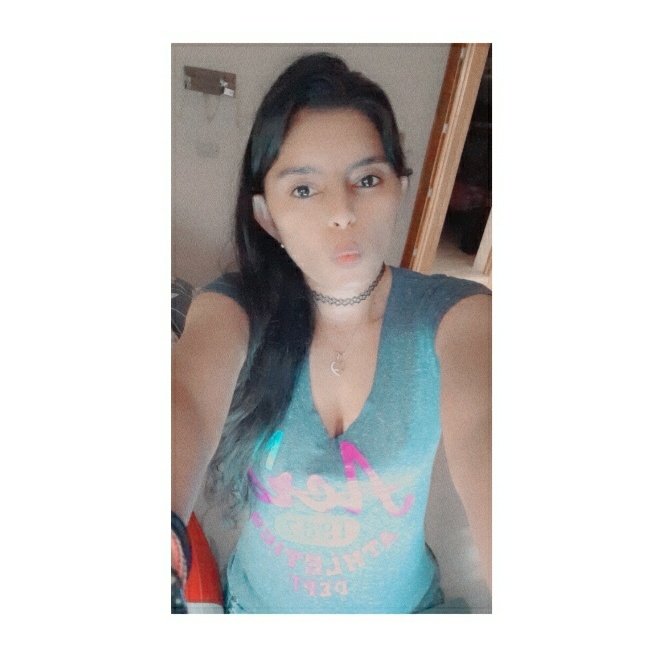 Roxandra1990's tweet photo. #NuevaFotoDePerfil https://t.co/xJEsBhegN4