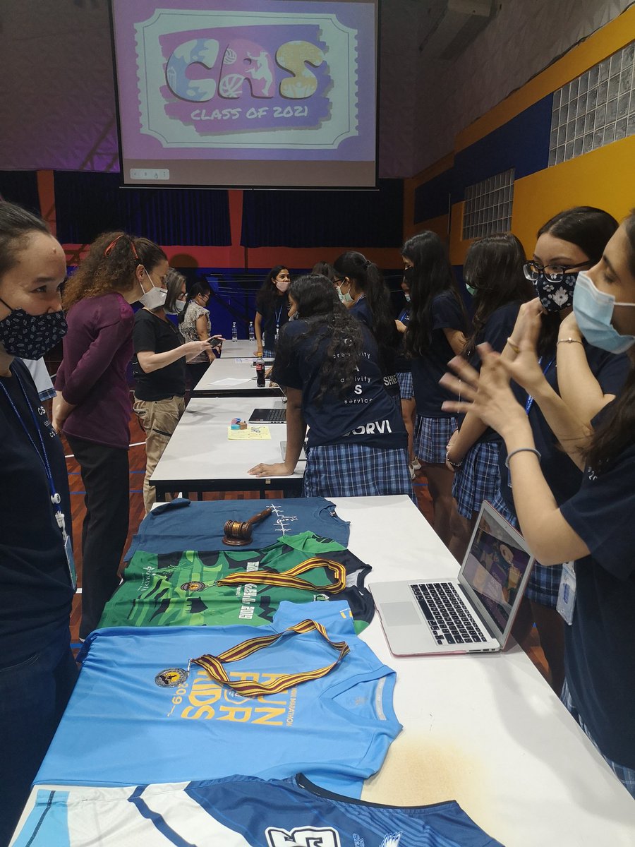 KGrigoraskos's tweet photo. Our 2nd annual CAS Showcase, celebrating all of the amazing accomplishments and talents of the Class of 2021...
#IBCAS #CAS #CreativityActivityService #Classof2021 https://t.co/pu3ssCAN5q