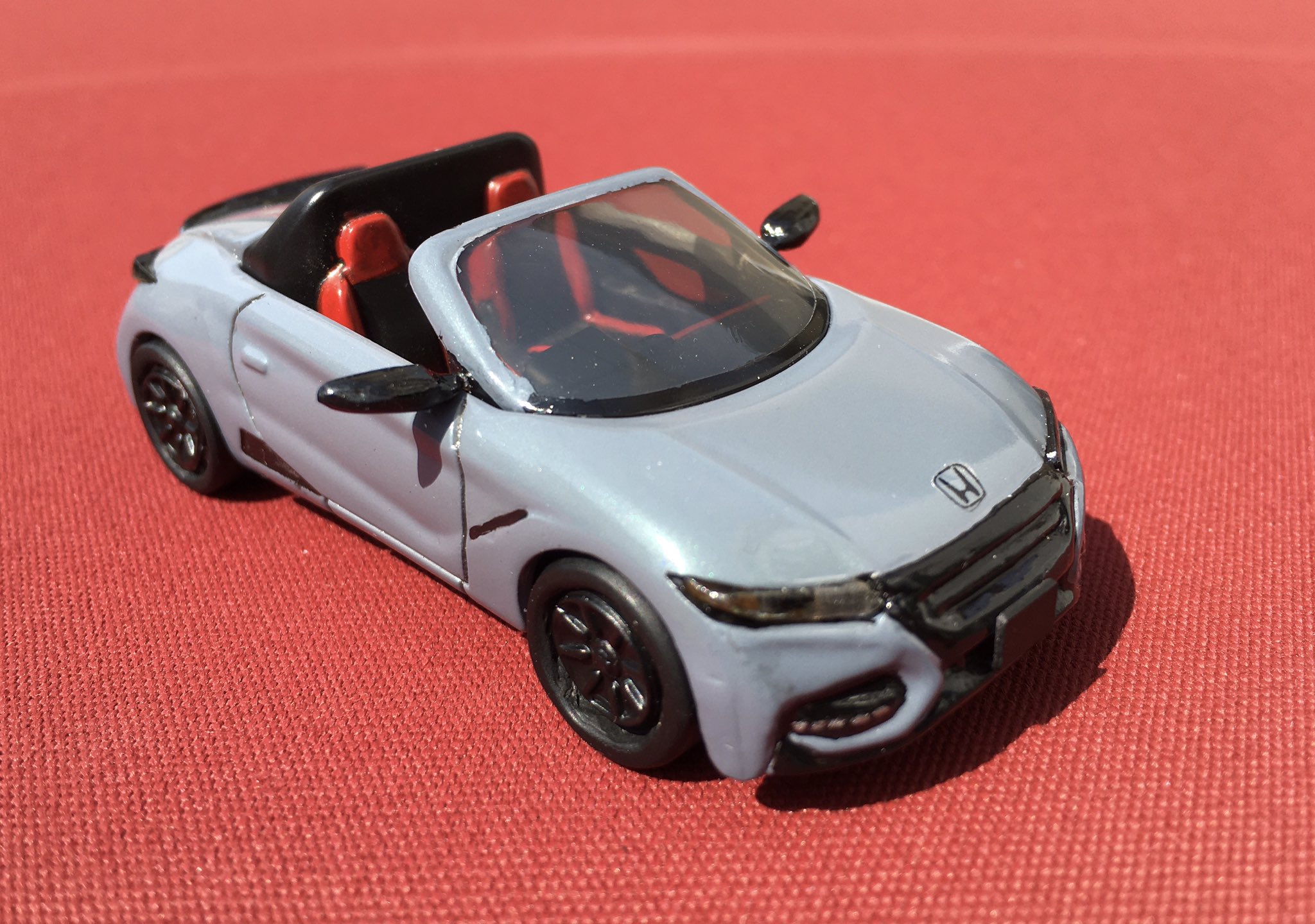 ゆき S660 モデューロx Version Z 発表記念にミニカーを製作しました 遅くなりましたが ボディカラーは純正のソニックグレーパールです またしてもハッピーセットトミカ ベースです 今度 おはきびに持っていきま す S660 モデューロx