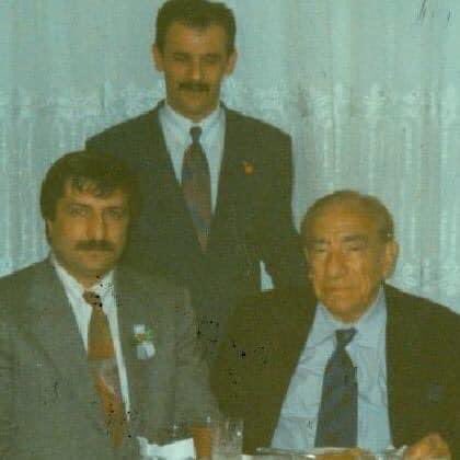 mucahithimoglu's tweet photo. Devleti devlet olarak bilip siyaset yapan, Türk gençliğinin siyasi ve içtimai hayatına yön veren, fikir dünyamızın ve Türk dünyasının bilge lideri Başbuğu Alparslan Türkeş’in vefatının 24’üncü yıl dönümünde rahmetle, minnetle anıyor, aziz hatırasını saygı ile yad ediyorum. https://t.co/iGneQNoWVr