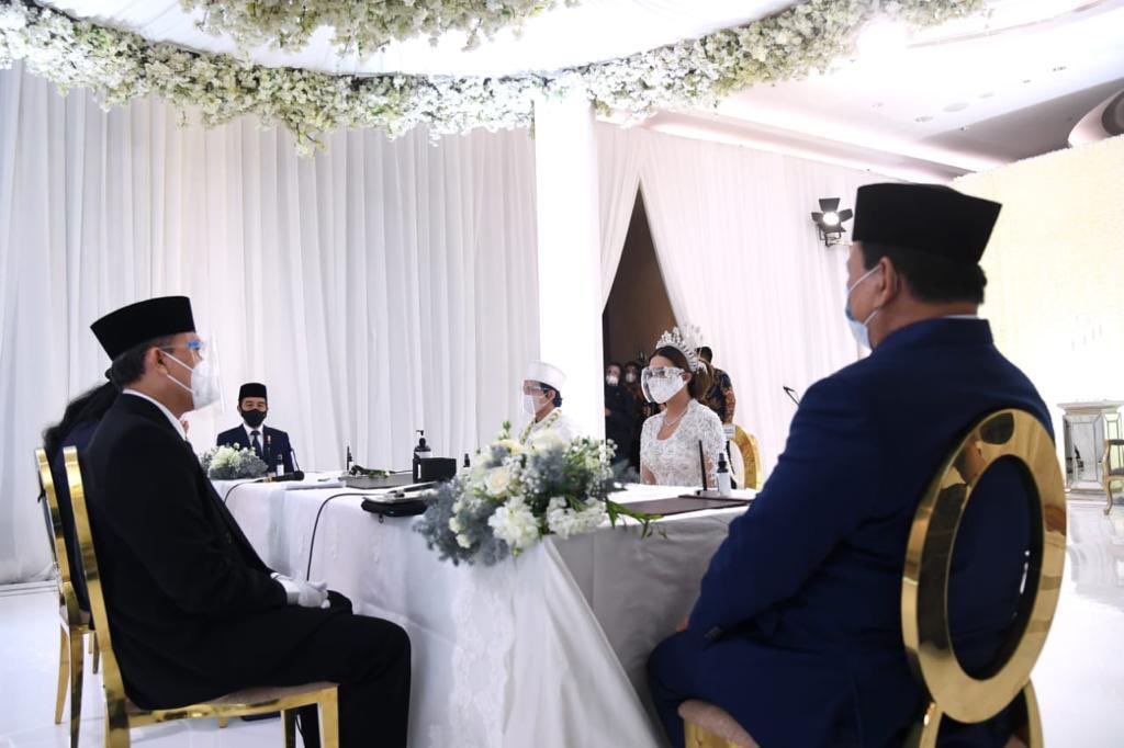 KemensetnegRI's tweet image. Presiden Joko Widodo dan Ibu Negara Iriana Hadiri Akad Nikah Aurel dan Atta

setneg.go.id/baca/index/pre…

Foto: Lukas - BPMI Setpres