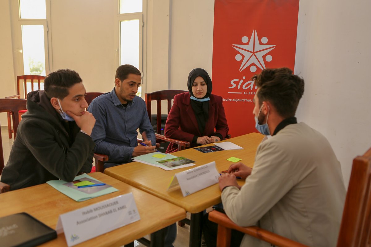 sidralgerie's tweet photo. #sidradz Chef de fil du réseau #SHAREK a organisé un atelier de formation au profit d'une vingtaine d'organisations de jeunesse issues des wilayas de : Oran, Ain Timouchent, Tiaret, Tlemcen, Djelfa, Relizane et Chlef sur la thématique : Actions associatives orientées changement https://t.co/KouNB2dG3u