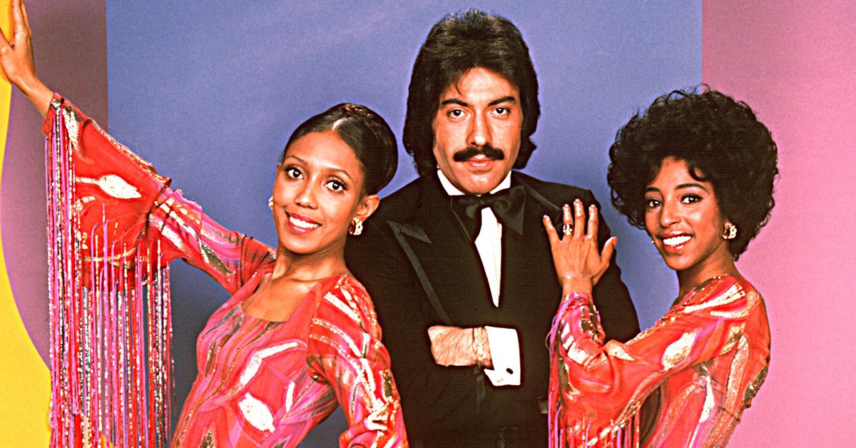 Please join me here at in wishing the one and only Tony Orlando a very Happy 77th Birthday today  