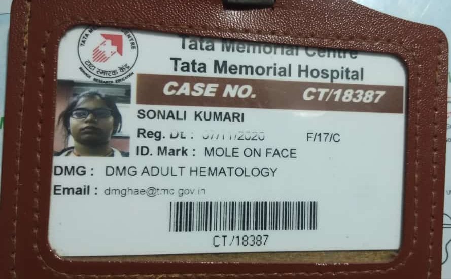 Manjeet55721391's tweet photo. मदद की दरकार 🙏🏻
 झारखंड की एक बेटी जिसे blood cancer है । डॉक्टरो ने BMT(Bone Marrow transplant)करवाने को कहा है|माता पिता  के ना होने के कारण तथा आर्थिक गरीबी होने के कारण खर्चों का बोझ नहीं उठा पा रही।मदद करे सर 🙏 जिससे ये अपनी जिंदगी की नई शुरुआत कर सकेंगी.|
@SonuSood.. 🙏🙏 https://t.co/dM7Ys2FWaJ