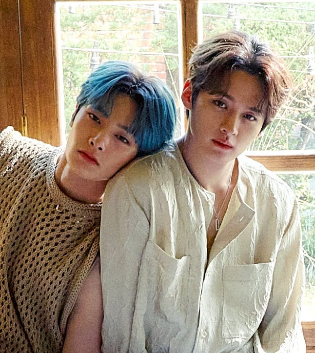 strayjoengin's tweet photo. Happy 23rd mensiversary, ugly hyung. I still love you since the first day we meet 🙄💕 https://t.co/0XrpE6so1o