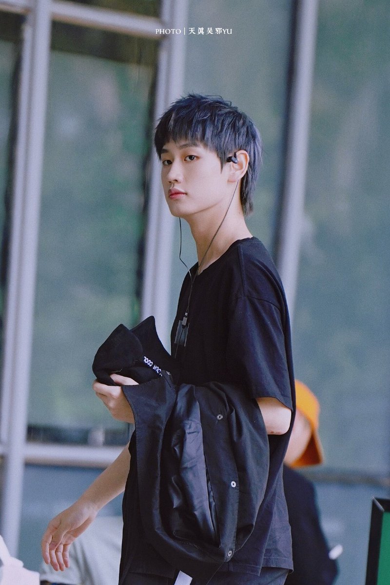 LiuZhangTH's tweet photo. 📸03/04/64💥

Off work
หล่อขนาดนี้ ไม่โหวตไม่ได้แล้วนะคะ ! ร่างพี่ชายสุดหล่อ !

©️拉布拉多拉的不多_YU

#LiuZhang #AK刘彰 #CHUANG2021 ￼ https://t.co/FQC0pVCmMD