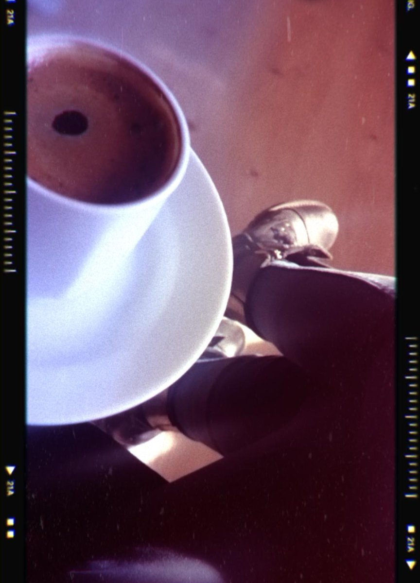 yıne bir #cumartesi yine bir #sokağacıkmayasağı ve işe gelip boşboş oturup günün bitmesini bekleyen ben