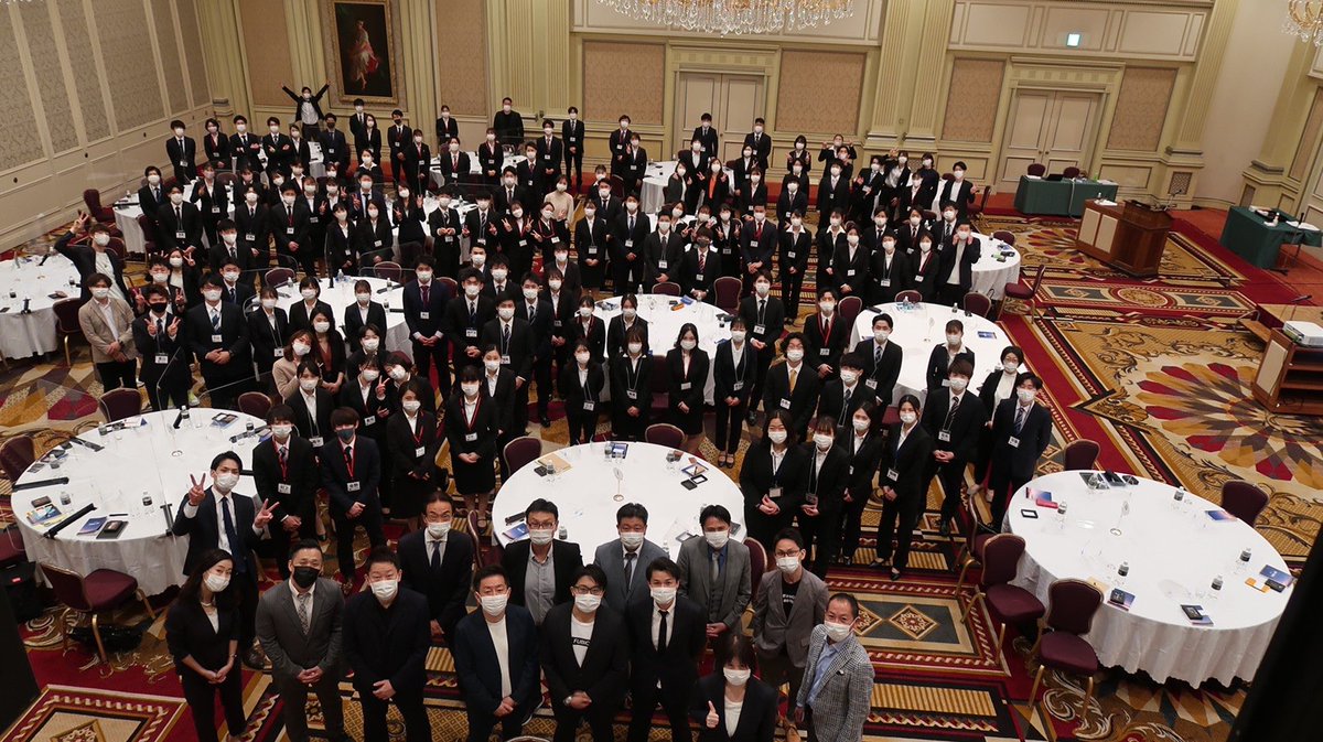 UchidaHisayo's tweet photo. 2021年度新卒203名、
皆さん無事入社されました！

4/1オンライン懇親会　
4/2関東入社式
4/3関西入社式

約1年半動いてくれた
人事メンバー&amp;リクルーターのみなさん、ありがとうございました😊

新入社員のみなさん、
これから宜しくお願い致します😊

#フュービック
#21新卒 https://t.co/k0IhUAtsRE