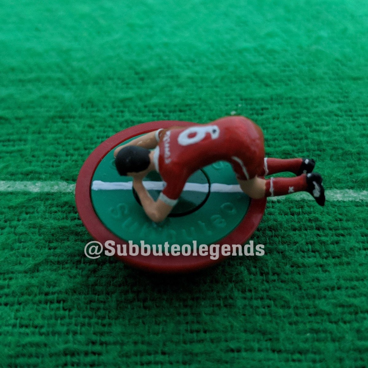 Figure no. 62
Player: Robbie Fowler
Team: Liverpool
Moment: Robbie Fowler's infamous Merseyside derby goal celebration 1999. 
#Subbuteo #Subbuteolegends #subbuteoart #hobby #handpainted #premierleague #tablefootball  #robbiefowler #liverpoolfc #LFC #liverpool #merseysidederby