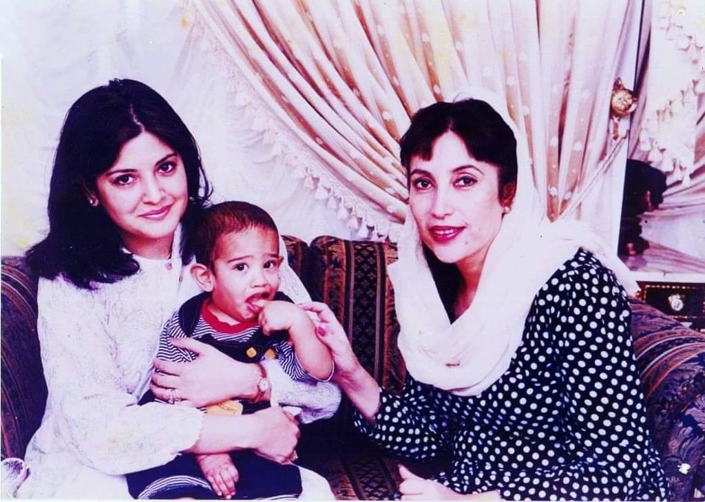 Happy birthday to Nazia Hassan a best friend of Shaheed Benazir Bhutto  