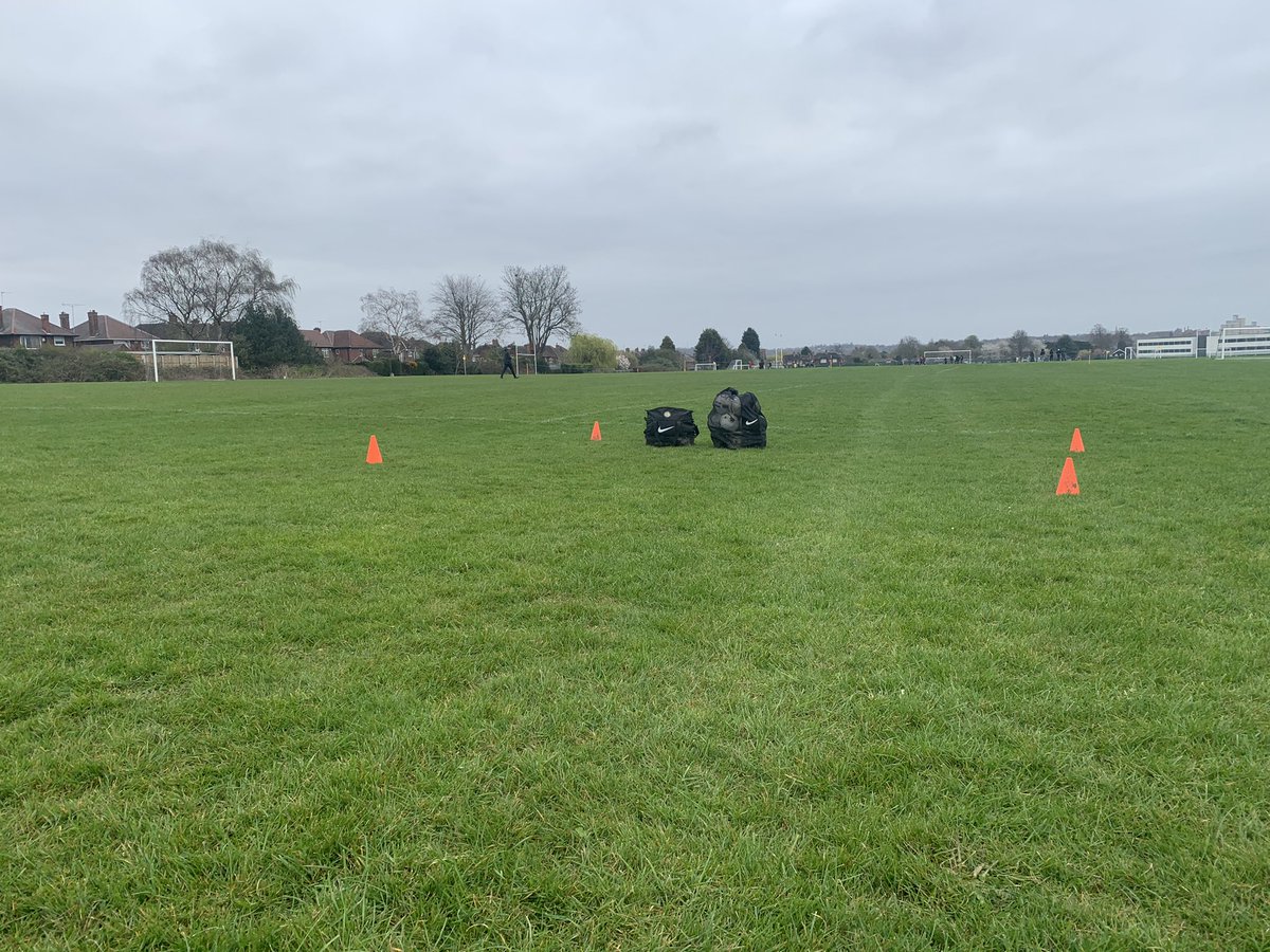 WollatonHallYFC's tweet photo. Grassroots football is back today! Good luck to everyone and stay safe. #grassrootsfootball https://t.co/VlwP5Hufp4