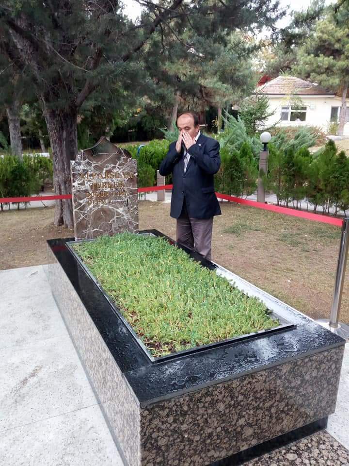 AbdlkadirUzuno5's tweet photo. Mekânın Cennet olur İnşallah #Basbugum https://t.co/L4UH0a30zE