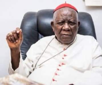 Cardinal Tumi sleeps. A great advocate 4 peace is gone, 1 who accepted  me with his colleagues 2 seat in their midst  as the lone woman 2 seek ways for resolving the conflict plaguing our 2 restive regions. We are still on the stage, fare thee well father of the fatherless.