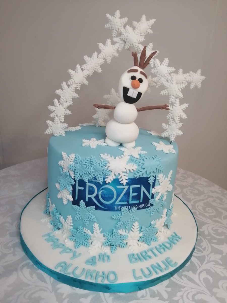 iTukela's tweet photo. Thank you SOOO much @MatoniG for this amazing cake for my daughter's 4th birthday. ❄☃️❄  

Me, I Love It! https://t.co/R2j10KlGtX