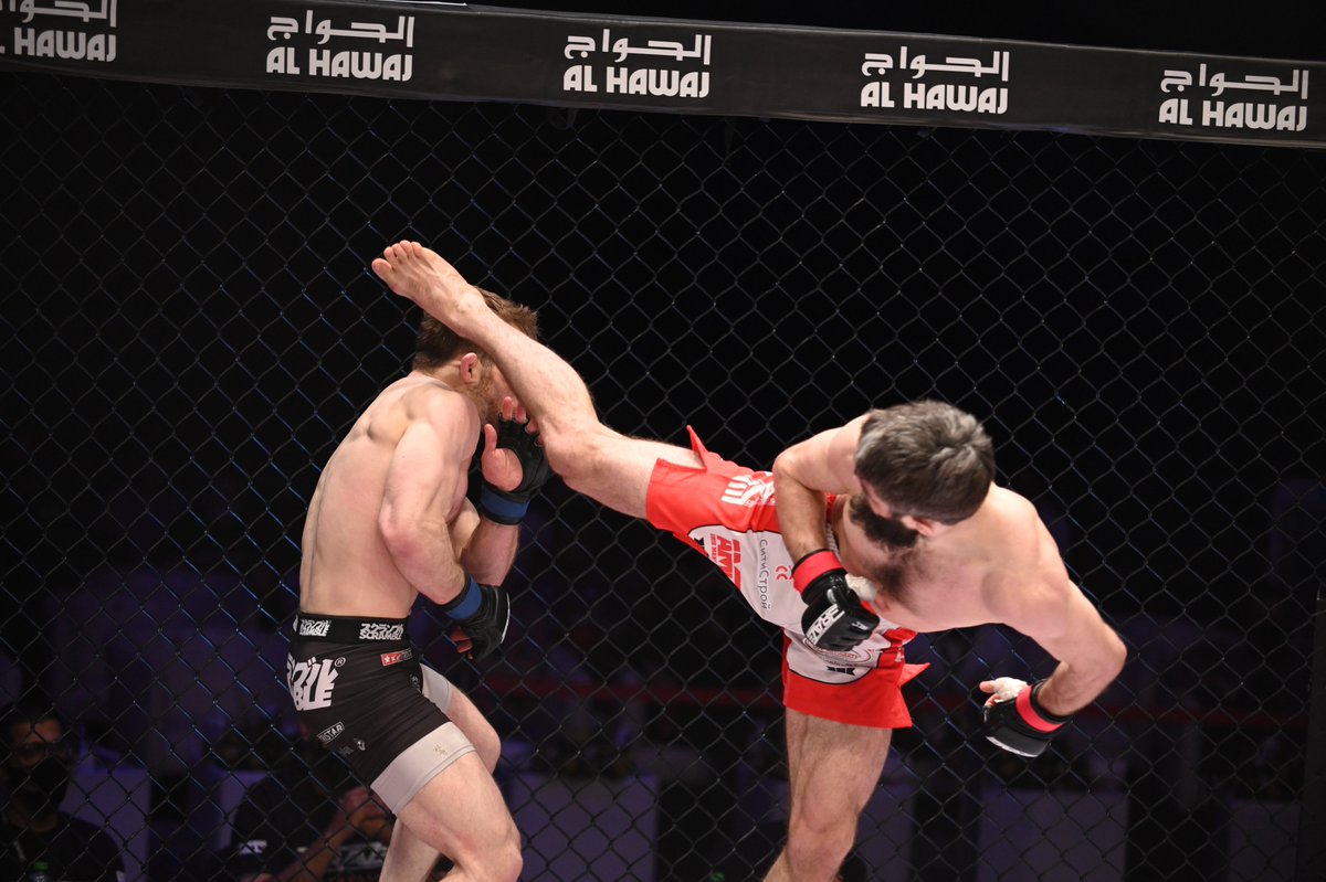 bravemmaf's tweet photo. In a very competitive and close fight,  KHK Athlete Velimurad Alkhasov wins by split decision against Zach Makovsky and qualified for the Flyweight tournament’s final.  

Rewatch #BRAVECF50 now on https://t.co/fMntiTbleT 🍿📺🔥 

#Kombatkingdom #Flyweighttournament https://t.co/WdXYhFVPyv