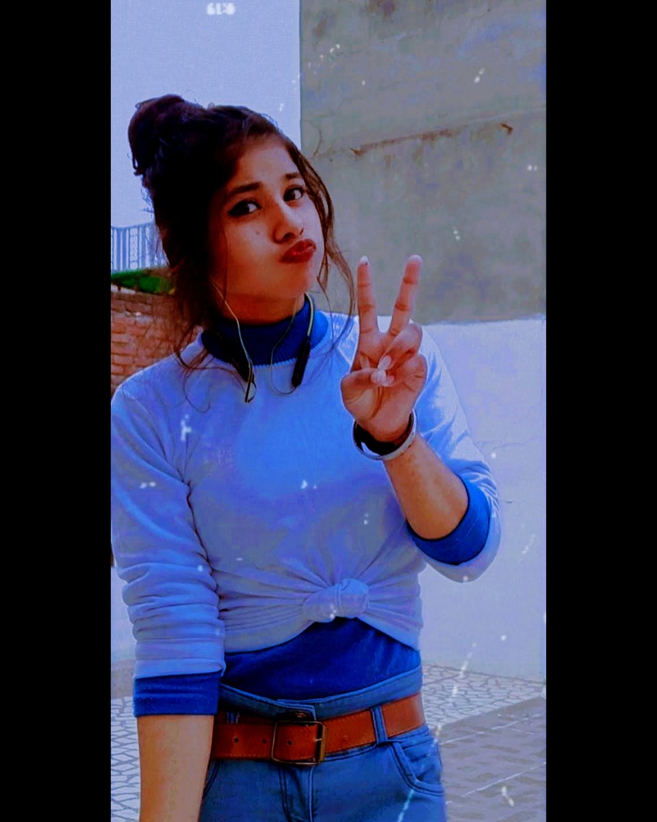umang_music_'s tweet photo. I Am Glad To Announce That I Have Ready A Commercial Song With Super Talented And Pretty 🌟💞 @_._ritika_.___ 💫
Poster Drop On Wednesday,07
King Rapper Feat. @_._ritika_.___ 💫🌟
#kingrapper #soon #song https://t.co/V6HFWW7n1U
