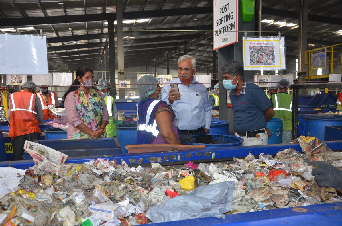 Secretary_MoHUA's tweet photo. Happy to visit the 400 TPD Automated Material Recovery Facility in Indore on 27th March. The facility is entirely a ‘Make in India’ initiative developed by NEPRA, the brainchild of 3 innovative entrepreneurs, Sandeep Patel, Ravi Patel &amp; Dhrumin Patel. https://t.co/HLtBhbb0Rj
