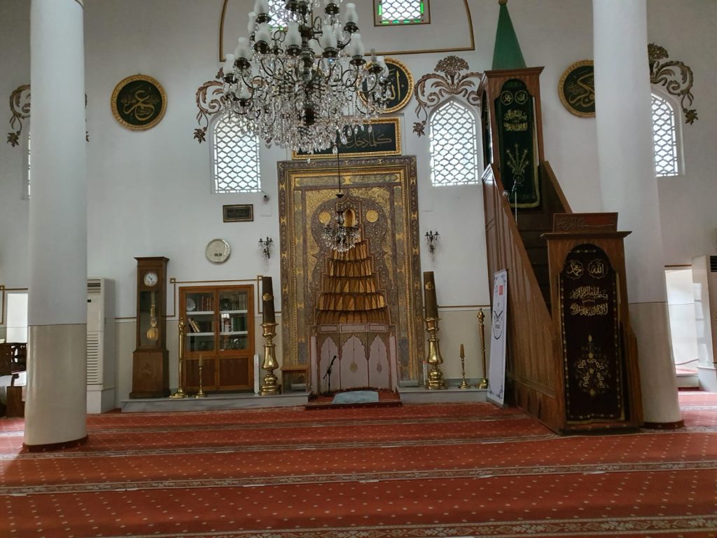 "Şehir mersiyeleri, bir rüyanın bitişini dile getiren metinlerdir; yürek yakıcıdır… "

" 'Çalabım Bir Şâr Yaratmış' Şair, Şiir ve Şehir" başlıklı yazısı ile Prof. Dr. Bilal Kemikli <a href="/BilalKemikli/">Bilal Kemikli</a>  bu ay #İnsicam 'da.

insicam.net/2021/04/02/cal…