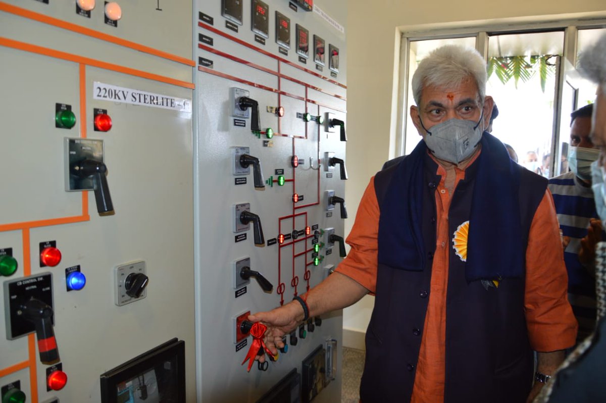 pddjkofficial's tweet photo. Hon'ble LG Sh @manojsinha_ today inaugurated augmented 220/132/33KV Grid Sub Station Delina, Baramulla from 160 MVA to 320 MVA costing ₹ 21.88 crore.
#CreatingPowerInfraInJK
#JKPDD
@MinOfPower @OfficeOfLGJandK @kansalrohit69 @DCBaramulla @JkptclK @KpdclP https://t.co/M8YMJaws9f