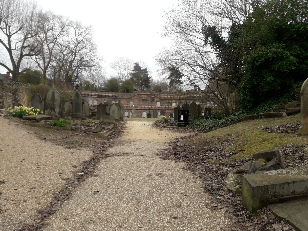 Tarliebear's tweet photo. I got my five letters in Warstone Lane Cemetry, just need to get my five letters in Keyhill Cemetery. #tarlietravels #Easter #letterhunt @JQCemeteries @FriendsKHandWL @JQBID @JQresearchtrust @JQHeritage @brumjq @JQNF @theJQbrum @MyJQ @chamberlaincloc @DennisCluley @MJQBirmingham https://t.co/0Ij6XKBnEN