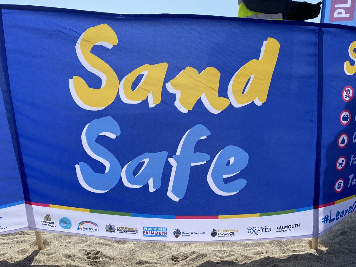 RuthieGUoE's tweet photo. Come and have a chat today @ Gyllyngvase beach to learn more about helping to keep our beach safe, welcoming and #blueflag #lovefalmouth #sandsafe #beach #community # https://t.co/loTn0bdRiS