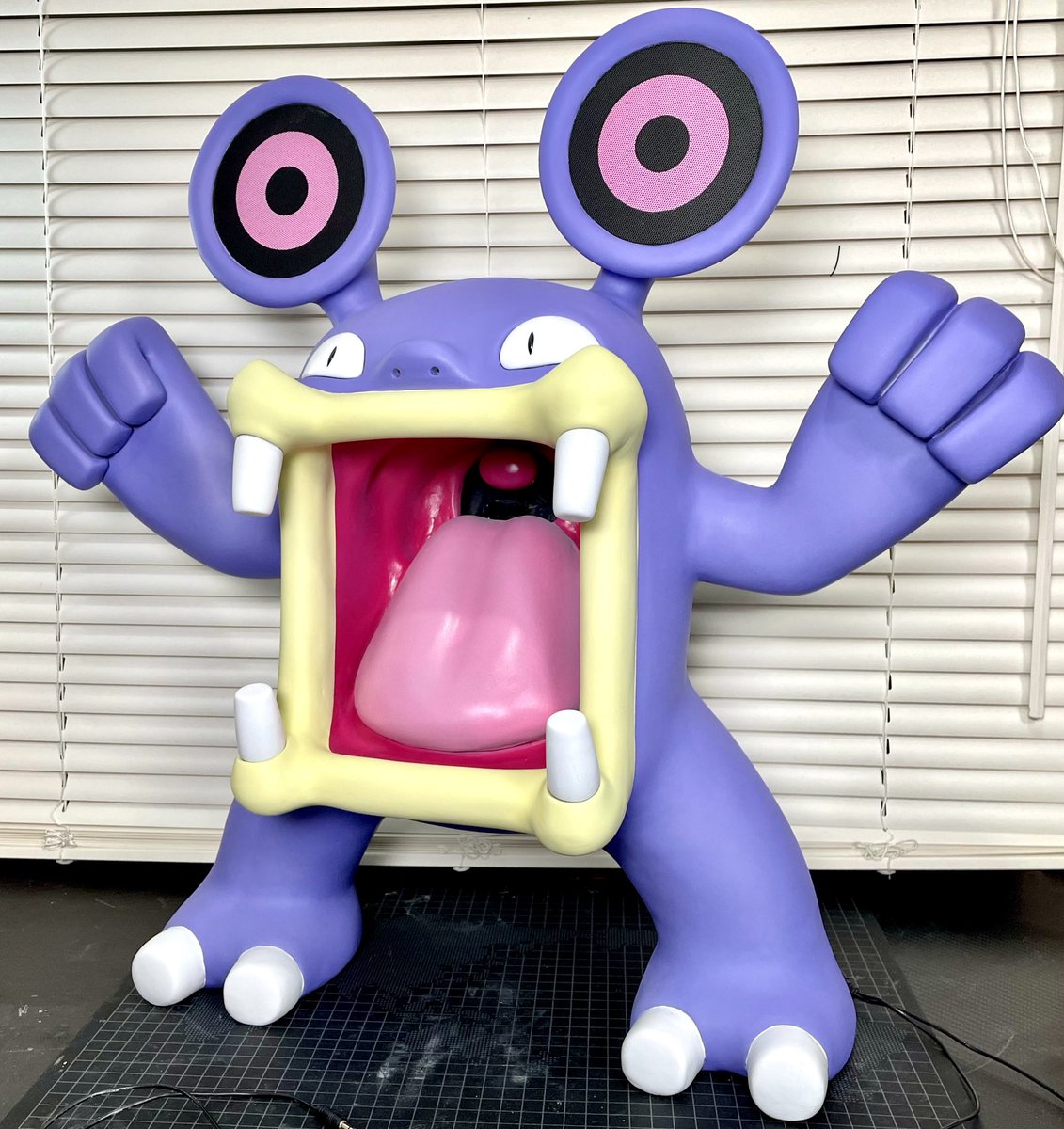 ねんどよしりん ポケモンつくる人 粘土でドゴームのスピーカーを作りました イヤホンジャックを繋いでどんな物でも爆音を轟かせます ねんどよしりん ポケモンつくる人 粘土でドゴームのスピーカーを作りました イヤホンジャックを繋いでどんな物でも爆音を轟かせます
