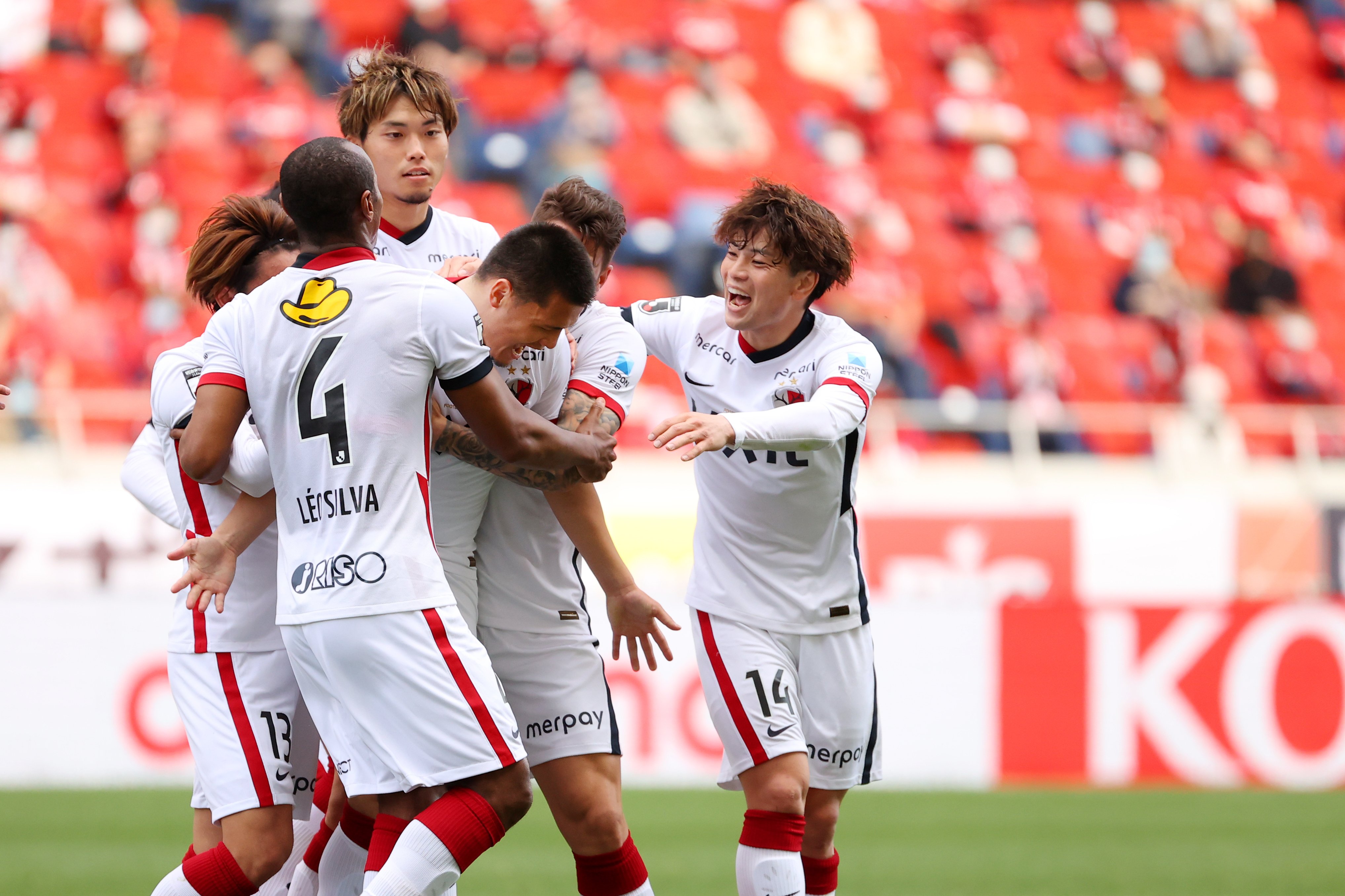 鹿島アントラーズ 4 3 浦和戦 Antlers Kashima 鹿島アントラーズ ｊリーグ 本日の試合より 本当に不甲斐ない結果に終わりましたが 熱い応援をありがとうございました Dazn T Co T3pe6joyop T Co Sxdl9wlksr Twitter