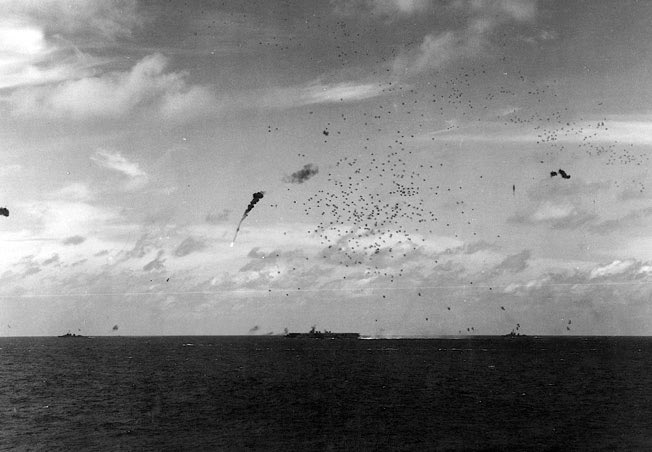 海軍 On Twitter 対空砲火 Https T Co Rhu0tucpfp Twitter