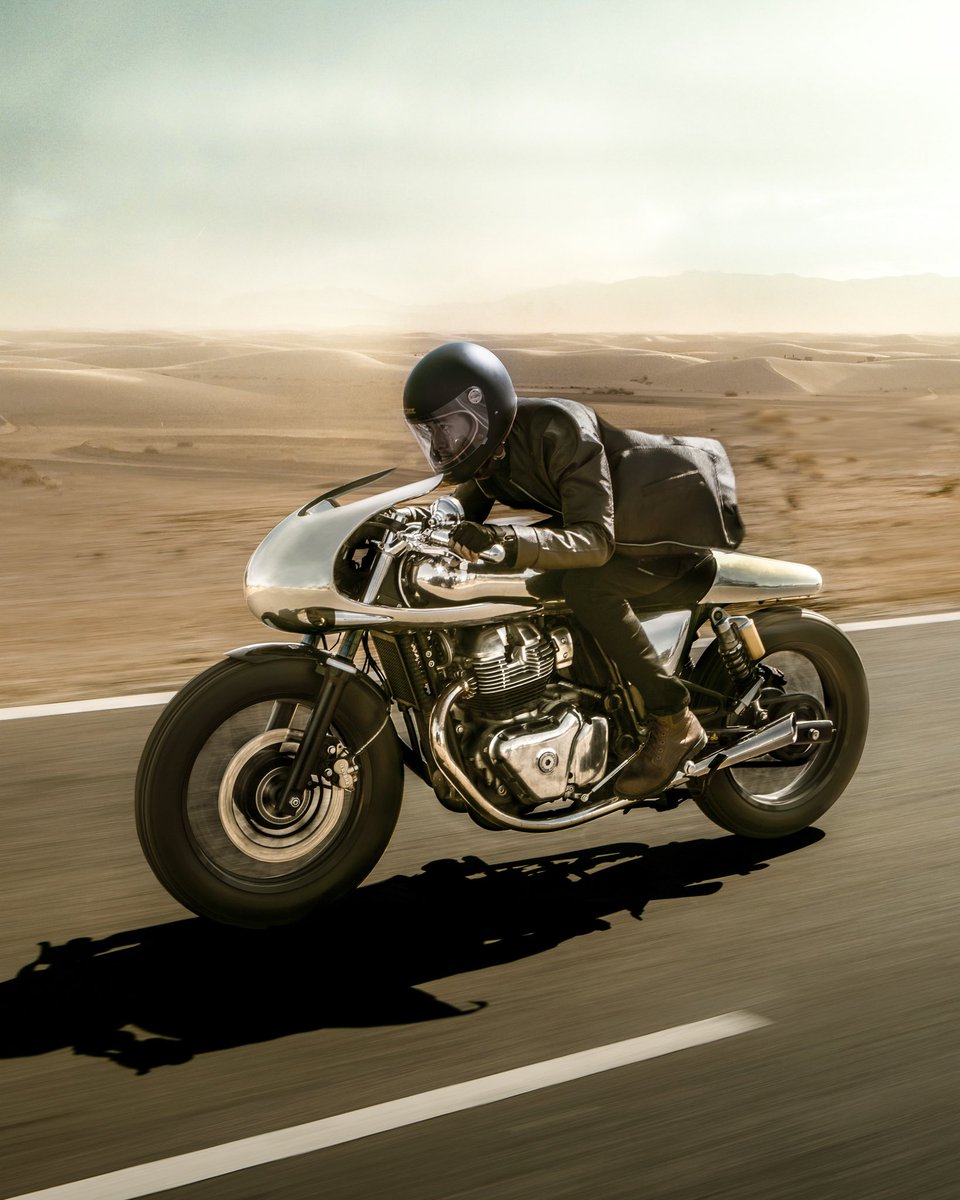 royalenfield's tweet image. How do you build a bolt-on kit that dramatically transforms a motorcycle as if it's a grounds-up custom? You go the Bandit9 way and build Jaeger, the space-age build based on the #ContinentalGT650

Watch the video:
youtu.be/PNaLu6K_6gw

#RoyalEnfieldCustom #RoyalEnfieldTwins